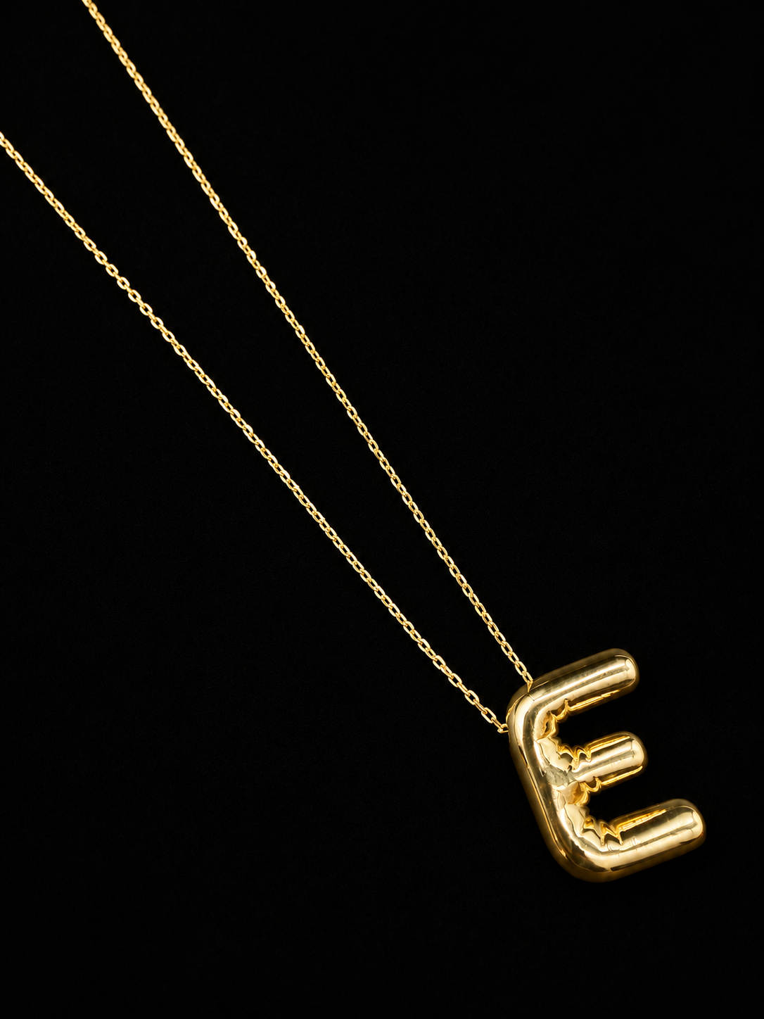 Cadena y Dije E